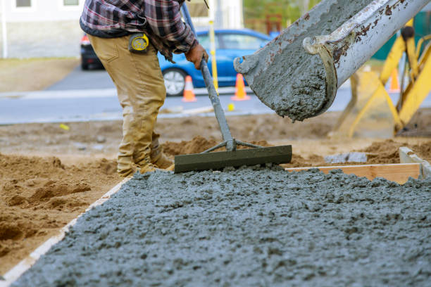 Best Concrete Driveway Installation in Mound Bayou, MS